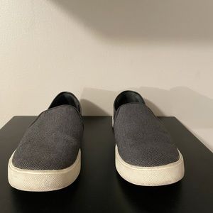 Gray Vince sneakers!